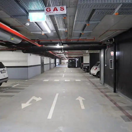 Royal - Sakura Park * Belgrad