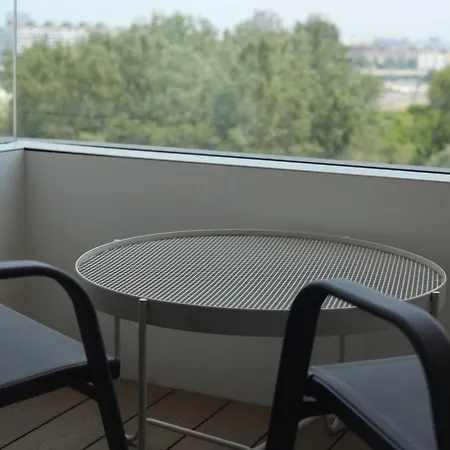 Royal - Sakura Park Апартаменты Белград